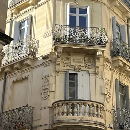 Au Coeur De M 3* مونبيلييه