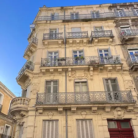 Alojamento de Acomodação e Pequeno-almoço Au Coeur De M