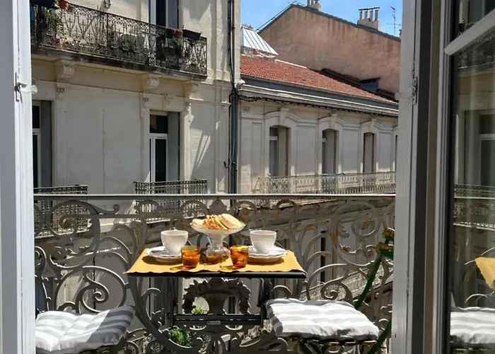 Au Coeur De M Alojamento de Acomodação e Pequeno-almoço Montpellier